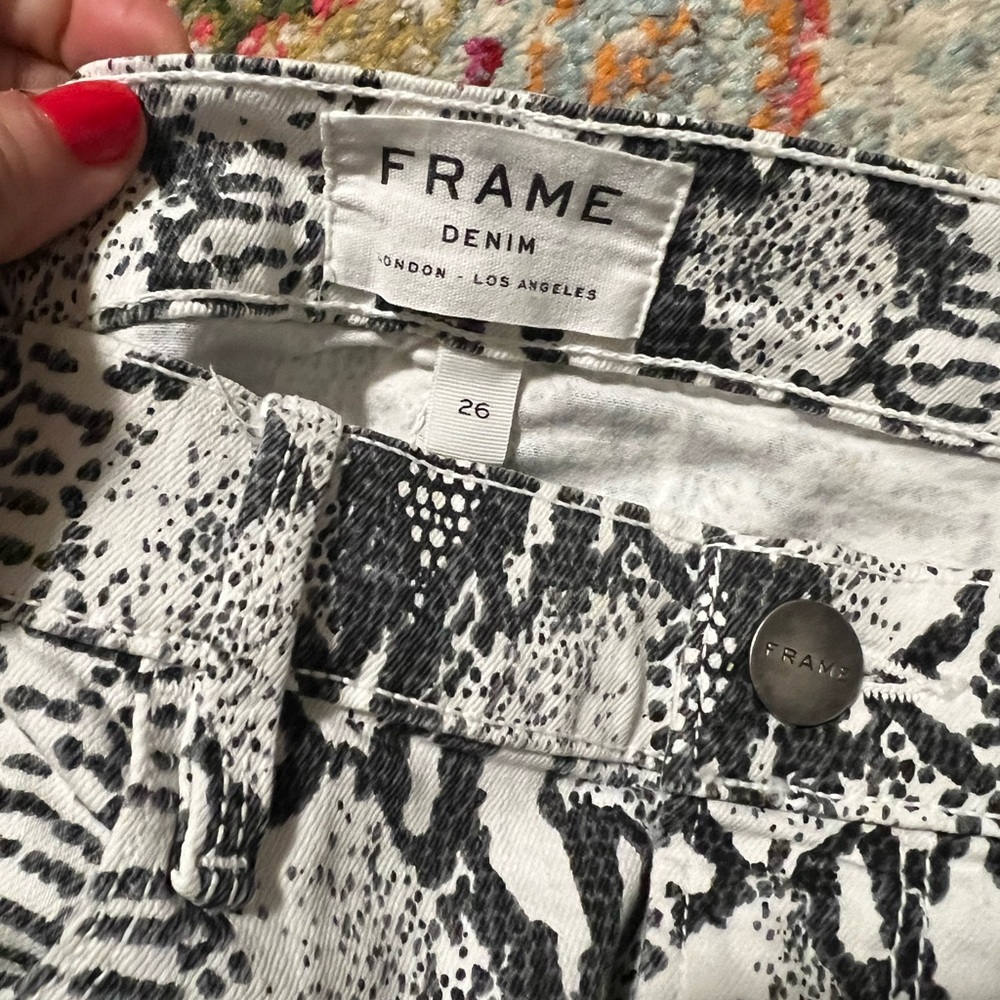 Animal print FRAME denim, size 26, EUC - Picture 4 of 8